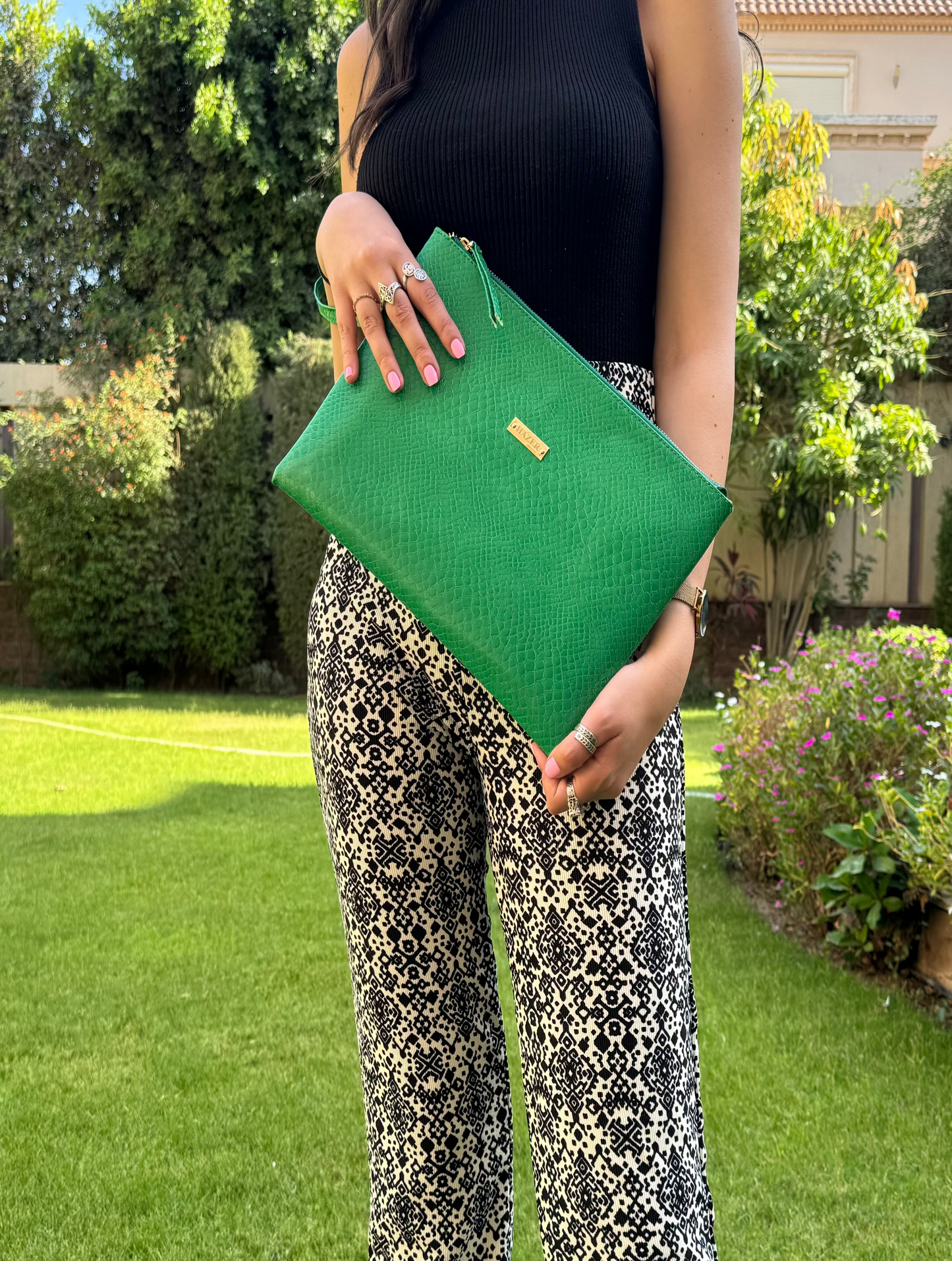 Green clutch