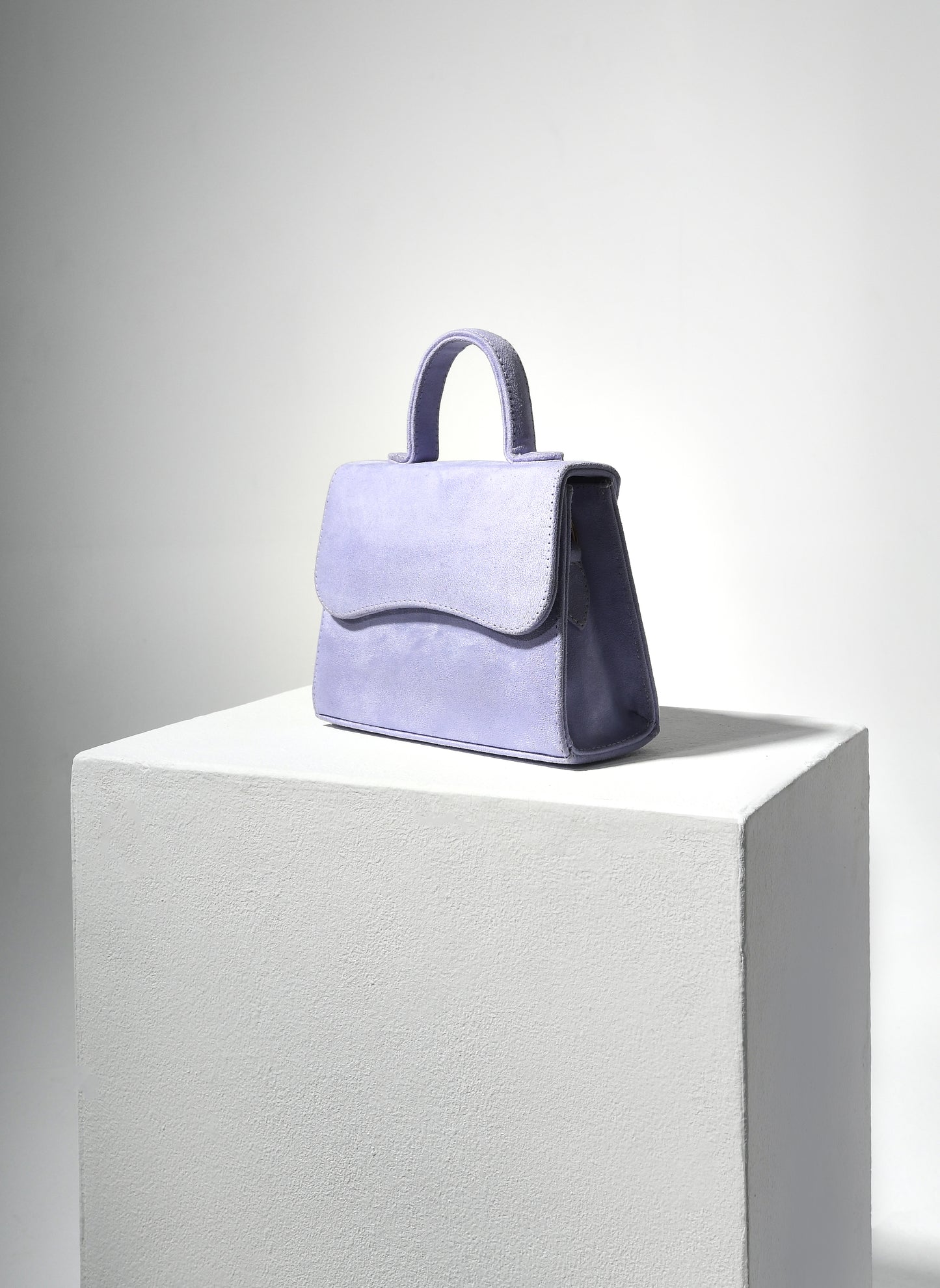Lilac Velvet Léa