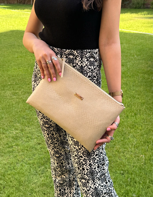 Beige clutch